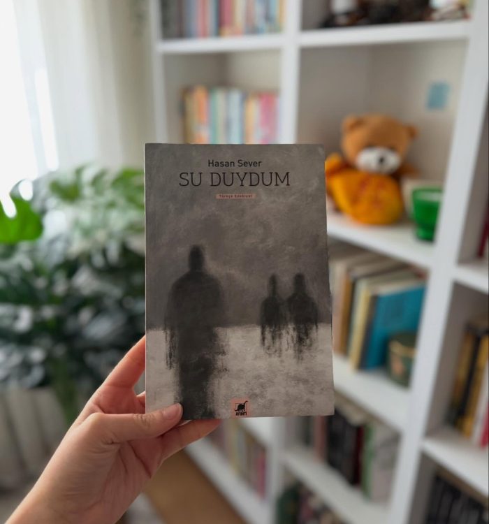 “Bazen bir kitap sadece okunmaz, hissedilir” – Aleyna Karal